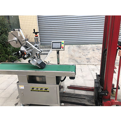 �Զ������